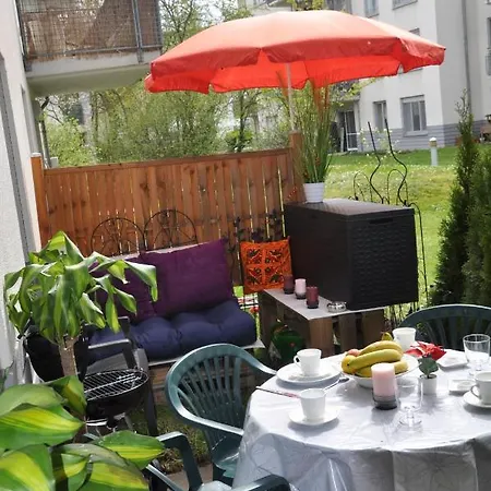 Terraceoasisberlinairport Schönefeld