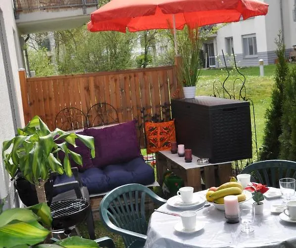 Terraceoasisberlinairport Schönefeld